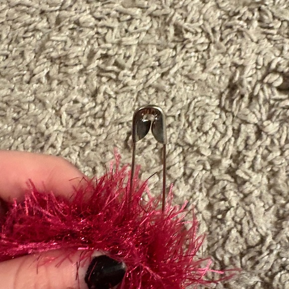 Rainbow Yarn furry/therian tail. - Picture 2 of 3